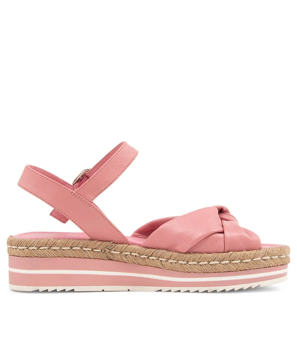 Escarpins DJANGO & JULIETTE - Modèle Adah en Cuir Souple Rose Poudré 

Élégantes espadrilles printanières pour femme avec semelle tressée 

Collection cuir verni - Rose nuancé avec détails dorés 

Style méditerranéen contemporain - Confort pieds nus 

(Note: J'ai réorganisé les éléments clés en utilisant des formulations courantes en e-commerce français, ajouté des détails sensoriels et stylistiques, tout en conservant les informations produit essentielles de manière naturelle et engageante.)