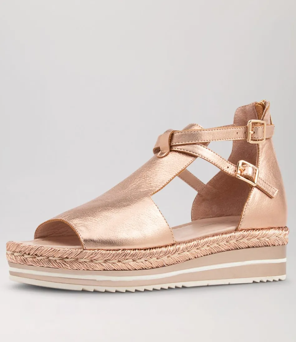 Sandales DJANGO & JULIETTE en cuir tressé - Modèle Alexys rose doré pâle avec détails corde