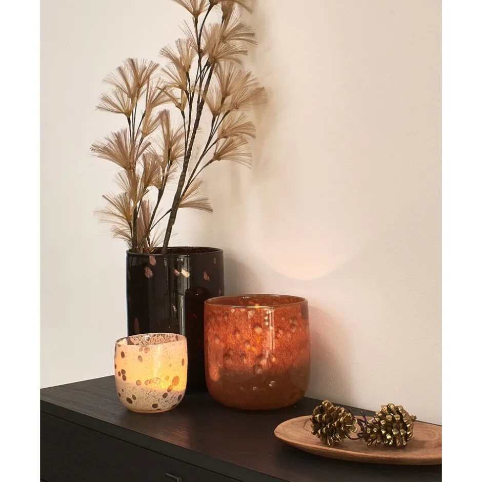 Photophore Pomax en verre soufflé artisanale - Bougies T-Lights Ambrées pour décoration d'intérieur - Dimensions 16 cm de diamètre x 23 cm de hauteur - Ton chaleureux brun terre cuite