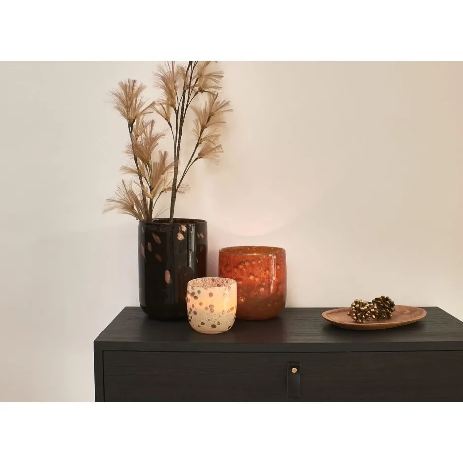 Photophore Pomax en verre soufflé artisanale - Bougies T-Lights Ambrées pour décoration d'intérieur - Dimensions 16 cm de diamètre x 23 cm de hauteur - Ton chaleureux brun terre cuite