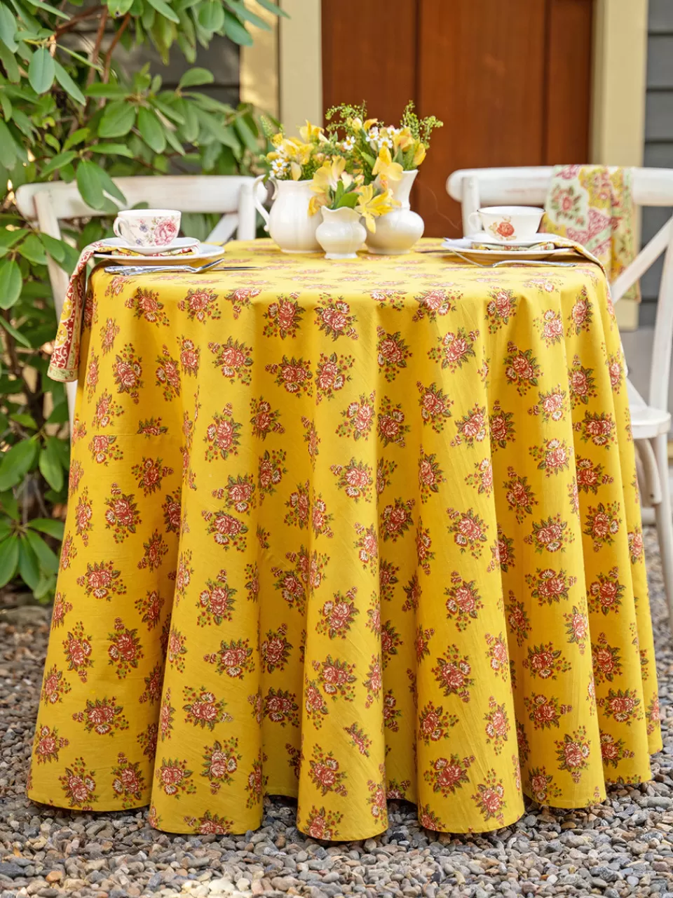 Découvrez notre Nappe Ronde Vintage - Promotion Éclair Exclusivité April Cornell
