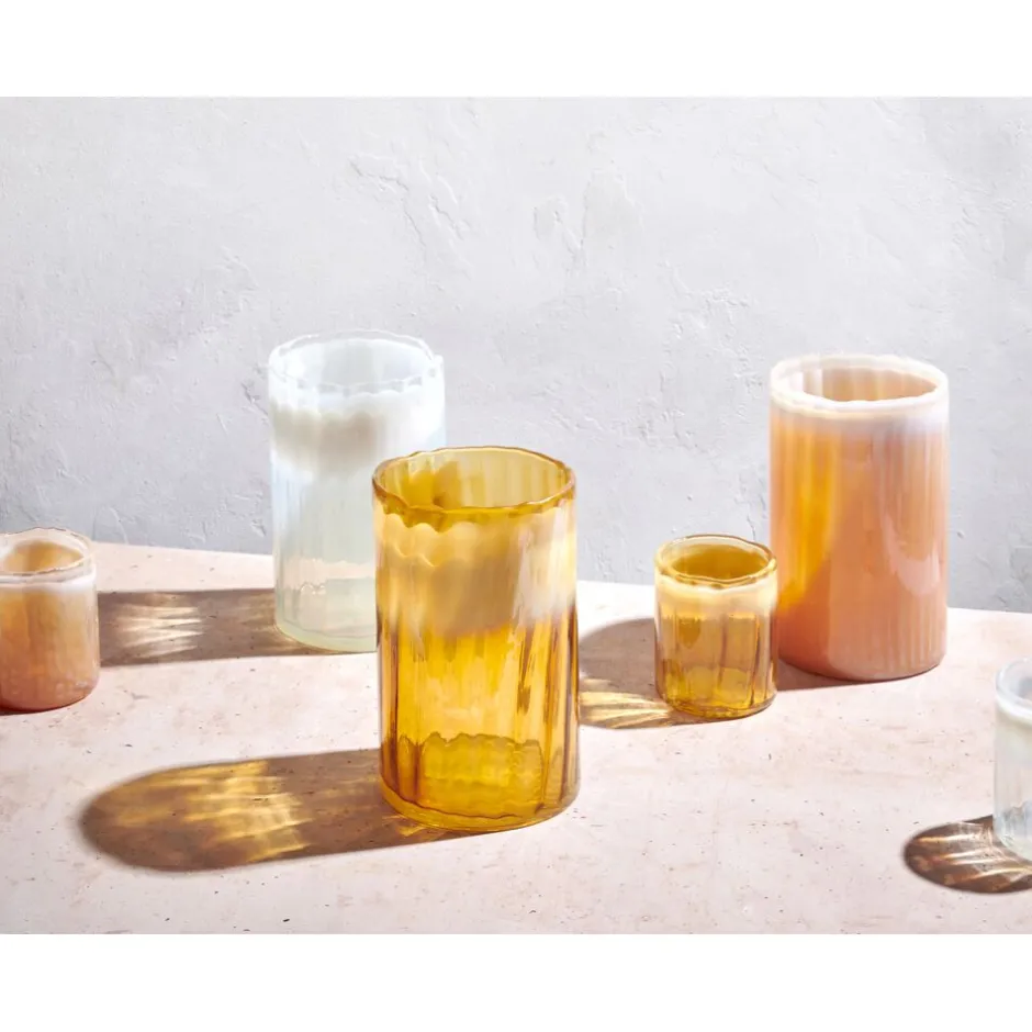 Photophore Pomax en verre soufflé - Bougeoir élégant pour ambiance chaleureuse, dimensions 12x19 cm, finition blanc mat

(Note: J'ai restructuré le titre en utilisant des formulations plus naturelles en français courant, ajouté des adjectifs descriptifs, remplacé les abréviations techniques par des termes complets, et modifié l'ordre des informations pour une lecture plus fluide tout en conservant toutes les spécifications techniques.)