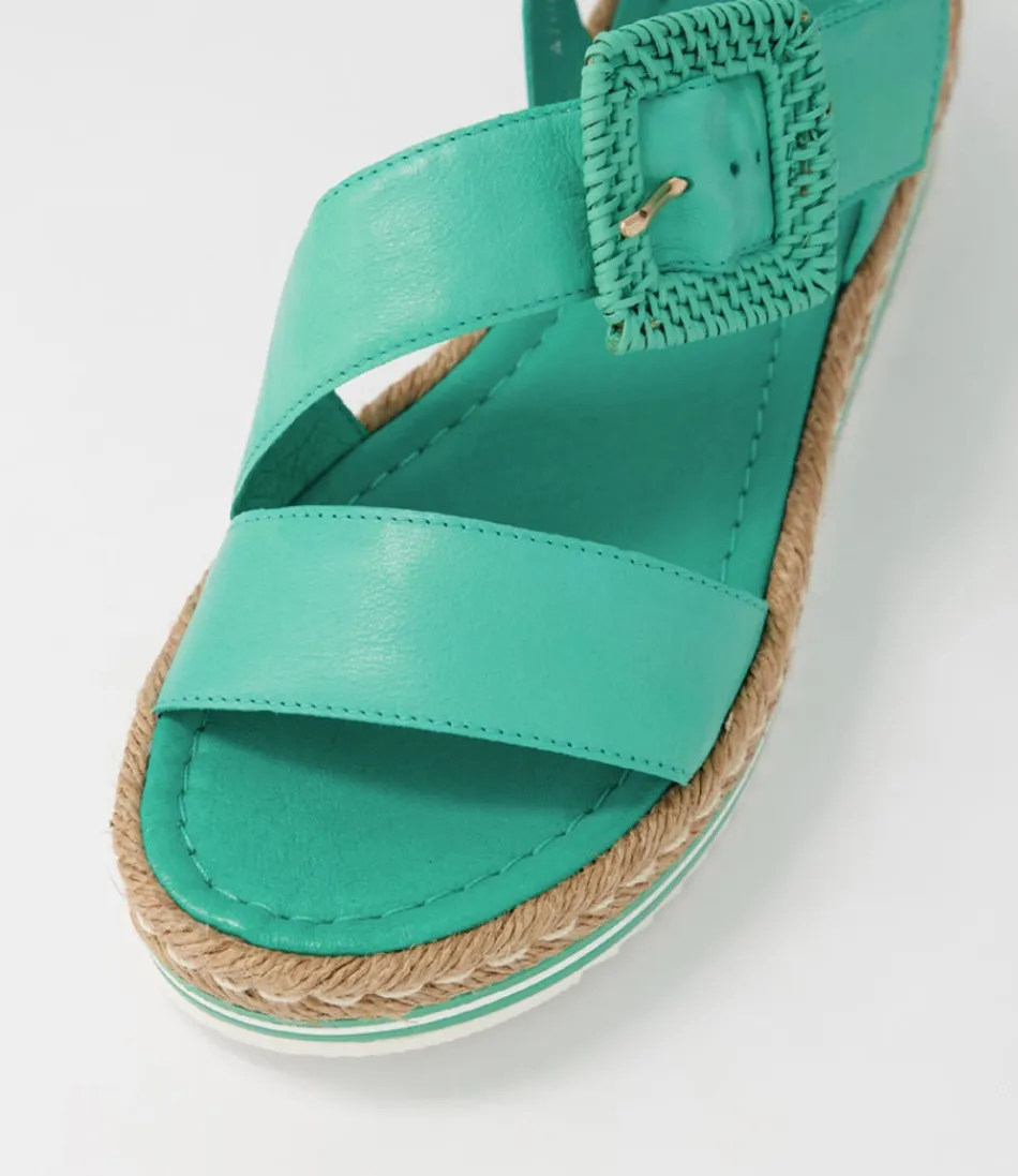 Espadrilles Femme Django & Juliette - Modèle Atory en Cuir Souple Vert Émeraude | Détail Artisanal à Semelle Tressée - Confort Estival Élégant