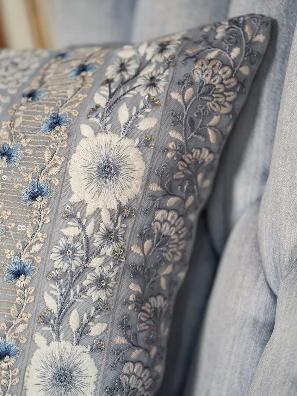 Housse Bel Canto « Neige Argentée » : Soldes Éclair chez April Cornell