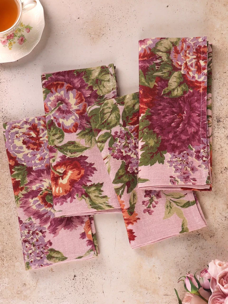 Lot de 4 Carrés de Table en Lin Bella - Motif Rosace Printanier - Collection Avril Cornell | Élégants et Abordables