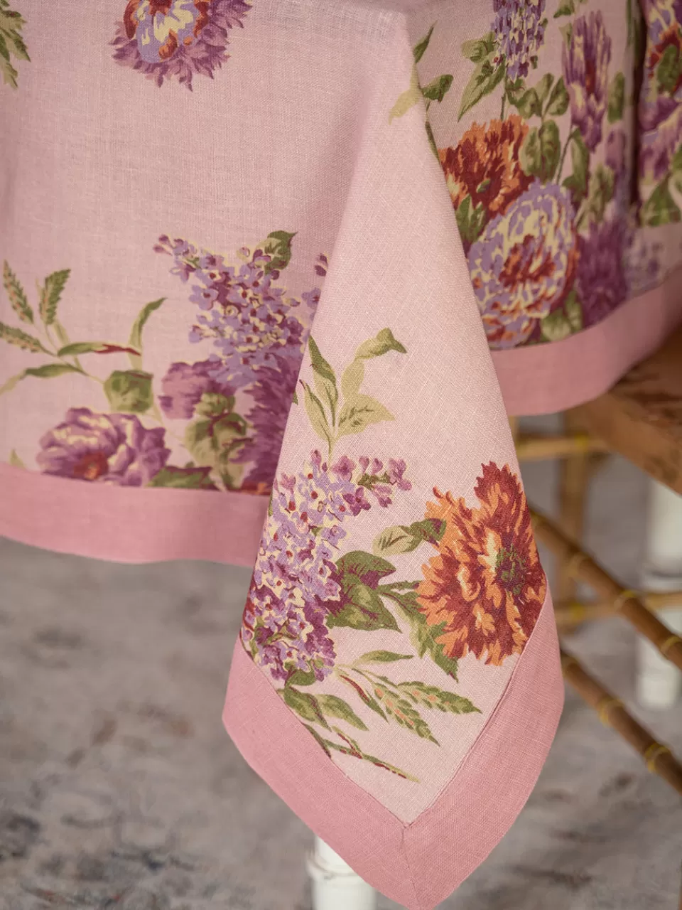 Nappe Bella en lin élégante - Collection printanière April Cornell | Promotion exclusive sur les pièces intemporelles