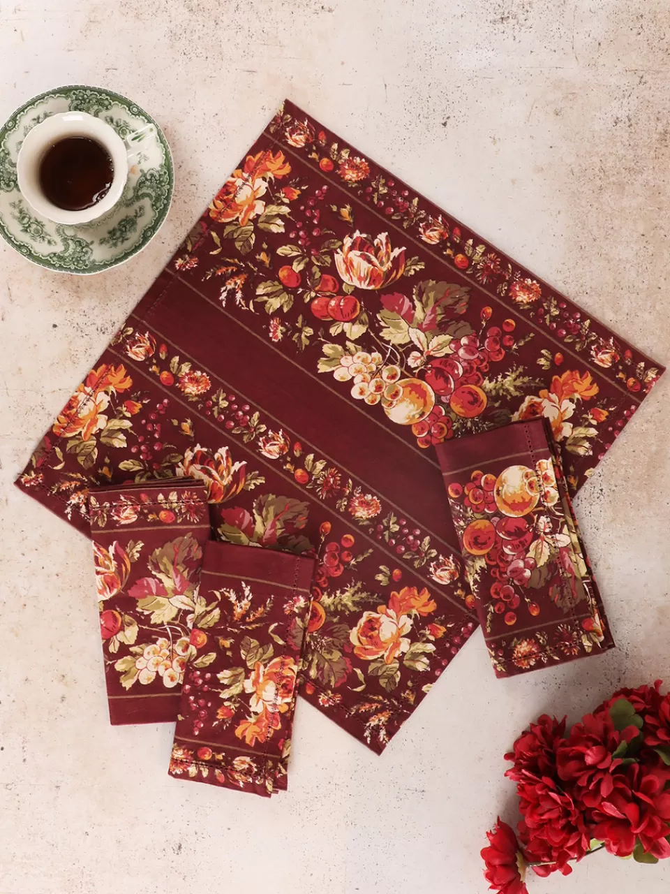 Lot de 4 Serviettes Élégantes 
