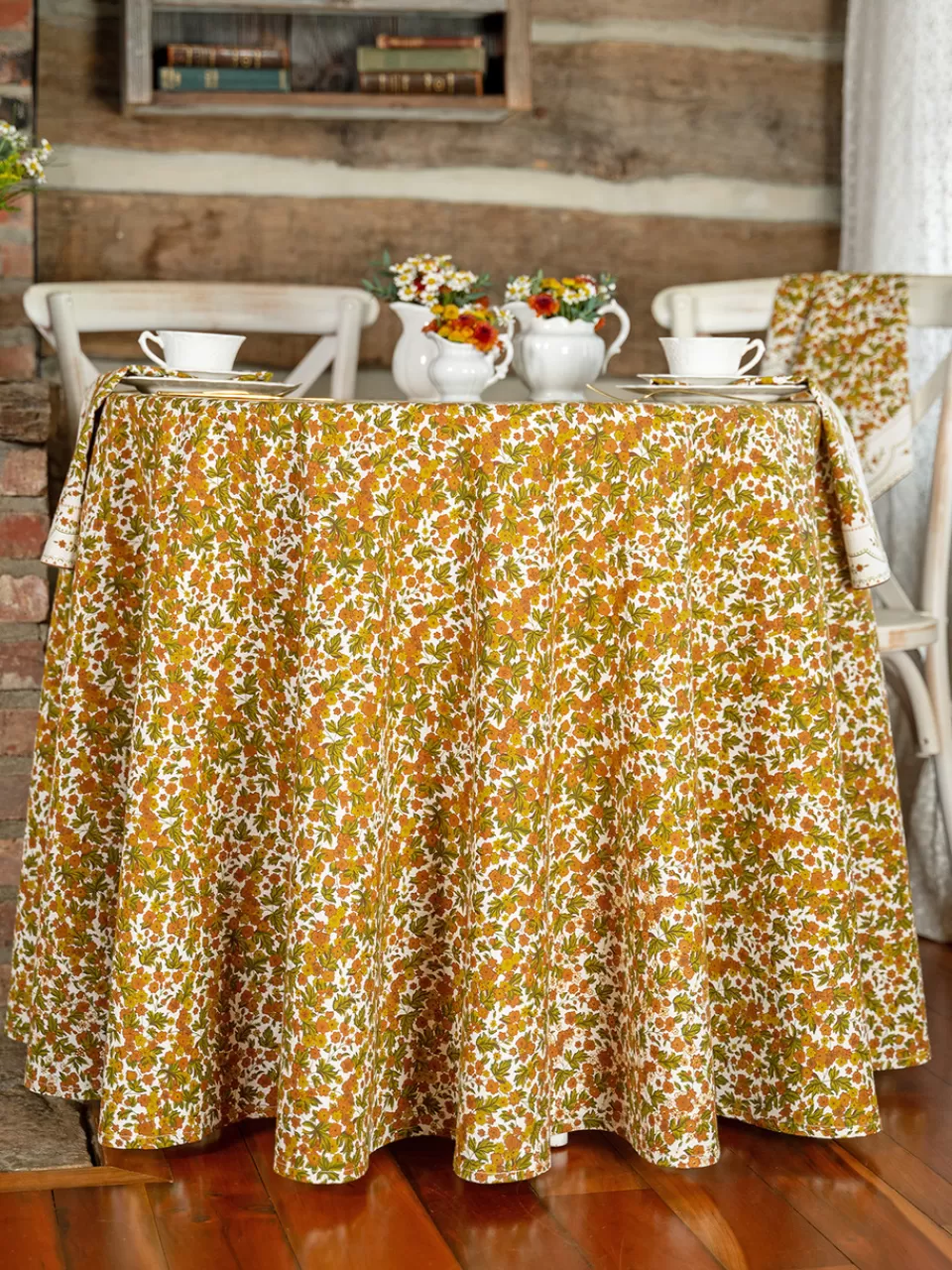 Nappe Ronde Bramley – Édition Exclusive April Cornell aux Motifs Printaniers