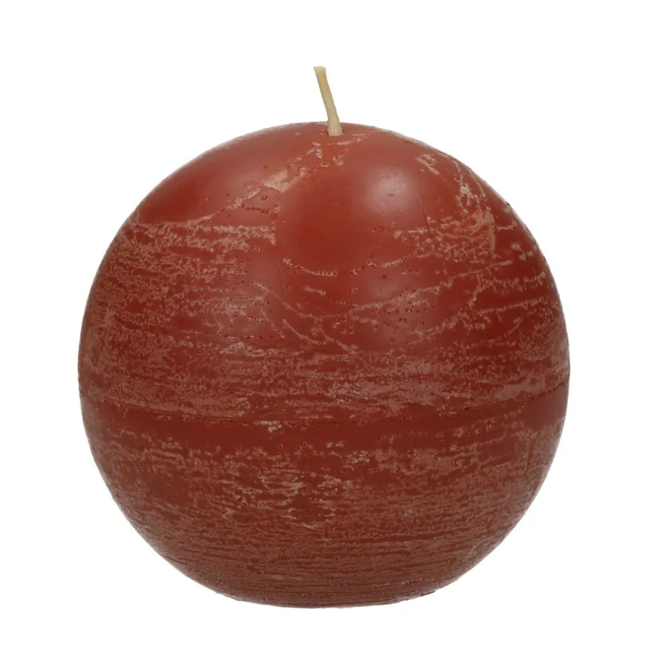 Bougie artisanale Pomax - Parfaite pour une ambiance chaleureuse, cette bougie en cire de paraffine de 9 cm de diamètre se décline dans une élégante teinte terre cuite.