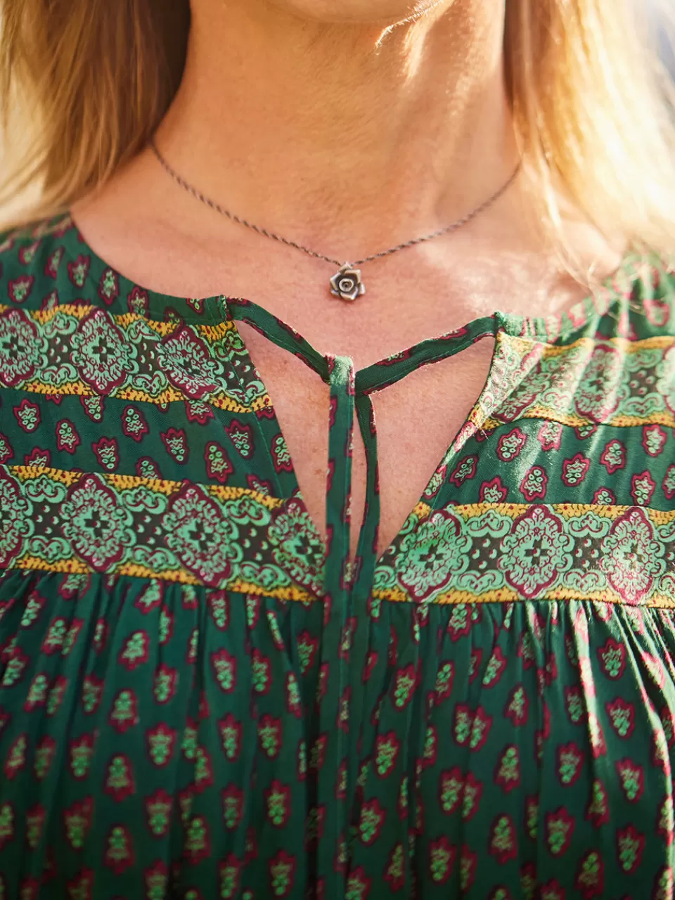 Robe Élégante à Smocks Lumière de Bougie - Soldes Exclusifs chez April Cornell