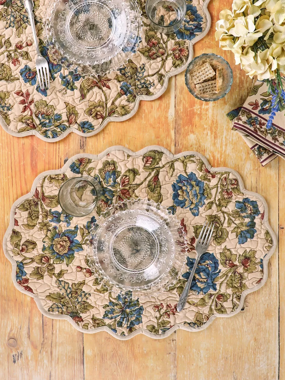 Lot de 4 nappes élégantes matelassées - Collection Concerto d'April Cornell | Promotion exclusive pour décoration de table