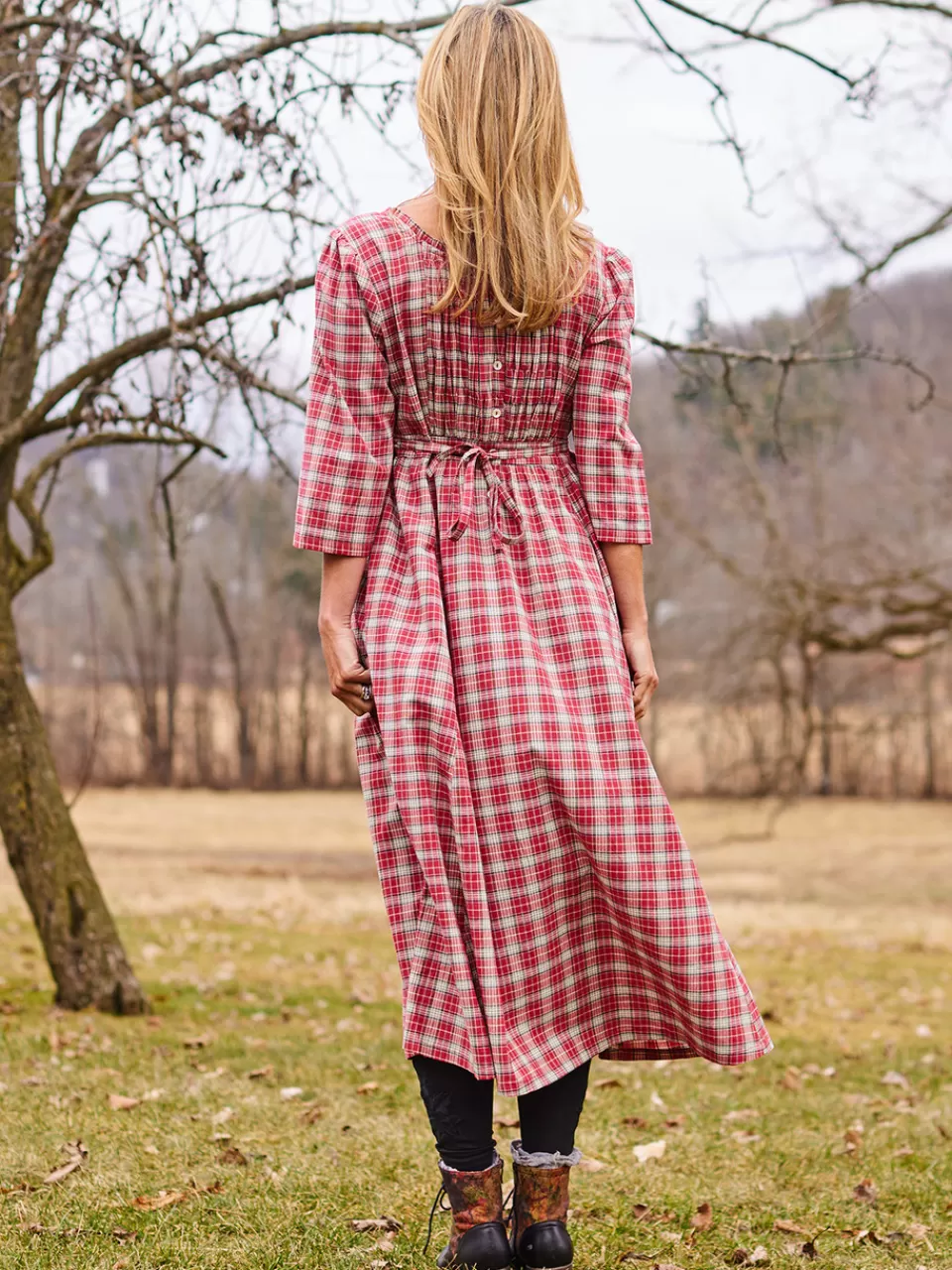 Robe April Cornell à carreaux vintage - Trame biscuit élégante - Collection printanière intemporelle