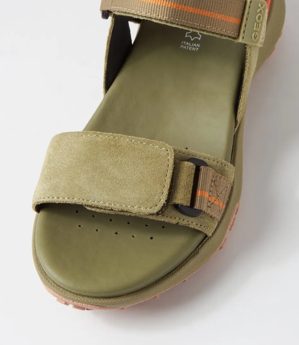 Sandales Femme GEOX Élégantes - Confort Optimal avec Semelle Grip B  
Style Urbain en Daim Vert Pistache - Modèle Sorapis pour un Look Estival