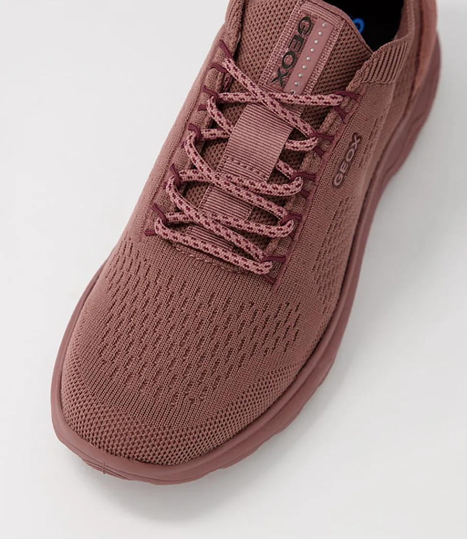 Chaussures GEOX Comfort D Spherica pour femme - Sneakers en maille respirante nuance rosé vintage, design ergonomique pour un confort optimal toute la journée