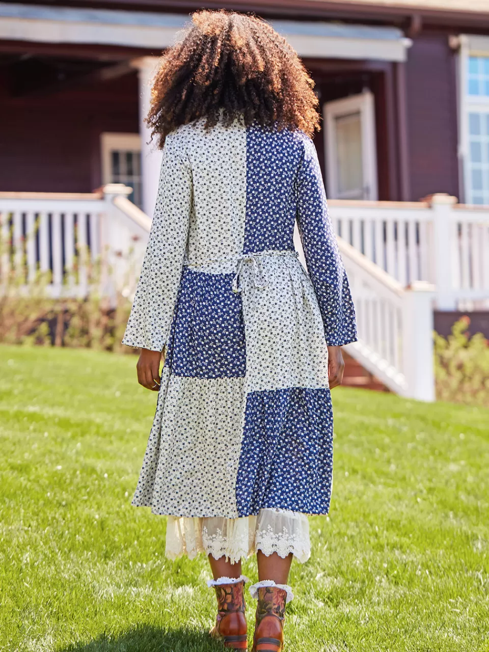 Robe patchwork printanière à motifs tulipes - Création exclusive April Cornell - Disponible en ligne