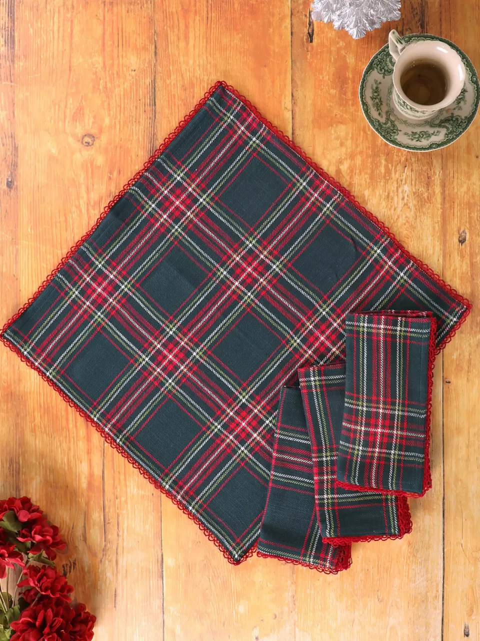 Lot de 4 serviettes en tartan forestier - Motif écossais intemporel pour décoration de table - Collection printanière April Cornell