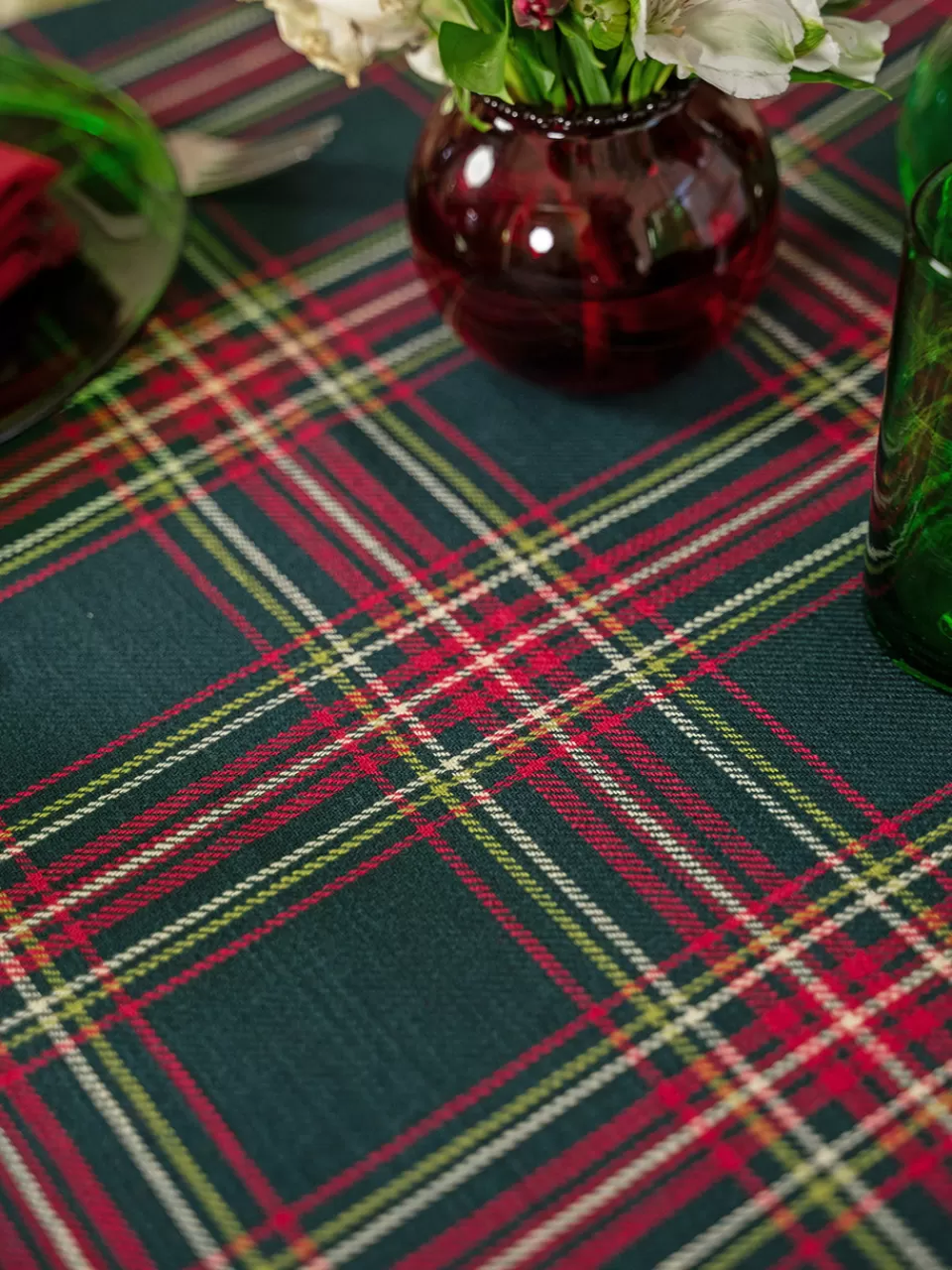 Linges de Table Ronde en Tissu Coton · Motif Écossais Vert Sapin · Décoration Bohème Collection April Cornell