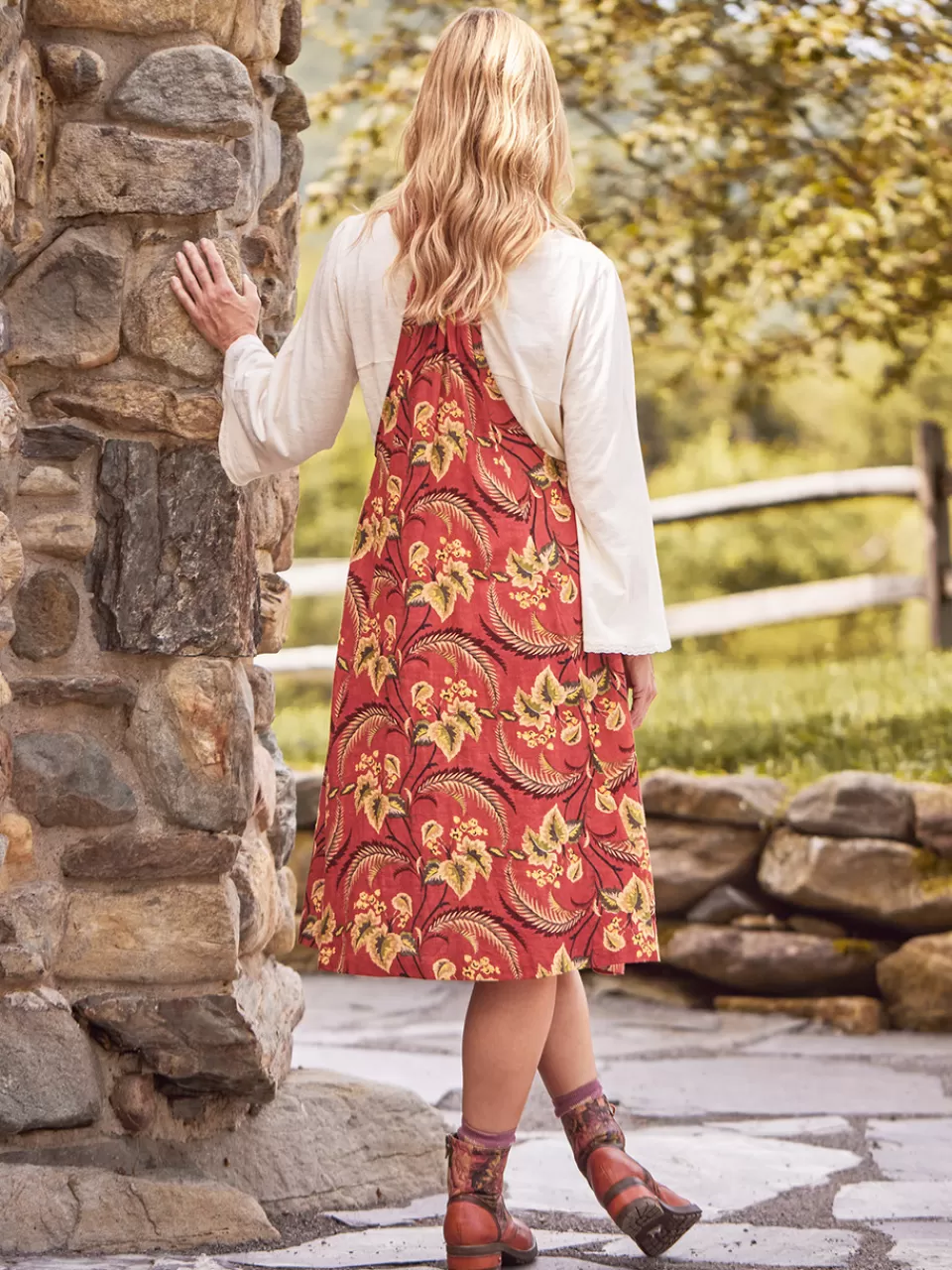 Robe pin-up brodée fougères sauvages - Style champêtre printanier - April Cornell en exclusivité web