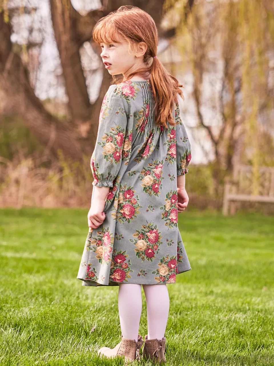 Robe Printanière Geneviève par April Cornell | Nouvelle Collection Coton Bio - Taille Enfant 2-12 Ans - Broderie Main et Volants Poétiques