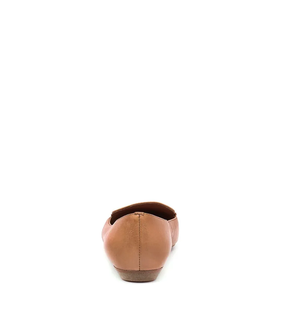 Mocassins Femme en Cuir Patiné Camel - Élégance Intemporelle par MOLLINI