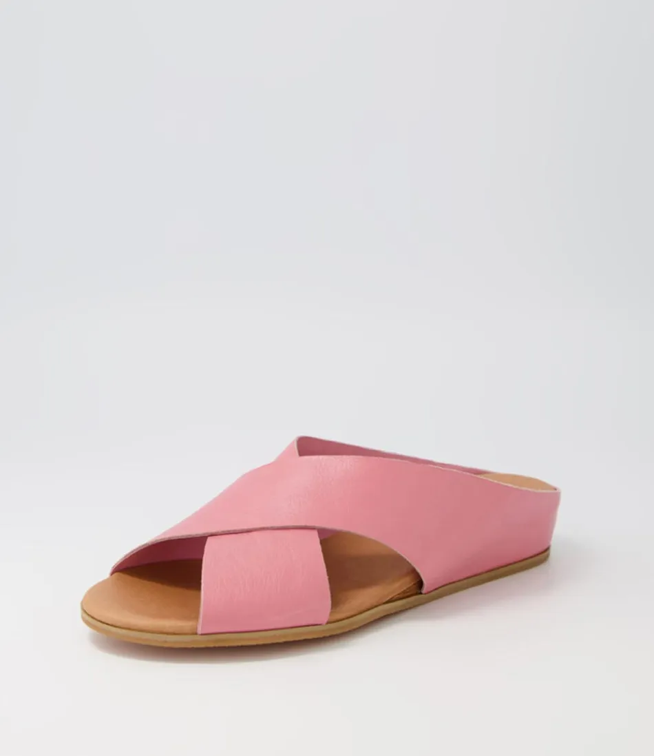 Sandales compensées DJANGO-JULIETTE pour femme - Nuances Printanières en cuir rosé confortable 

(Version alternative plus poétique : Escarpins aérés DJANGO&JULIET - Rose poudré printanier avec semelle dynamique en cuir souple)