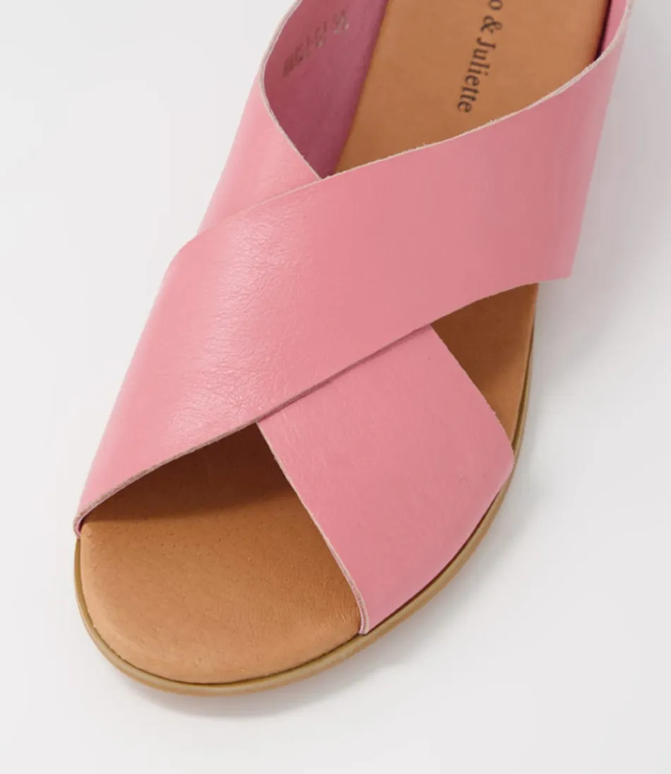 Sandales compensées DJANGO-JULIETTE pour femme - Nuances Printanières en cuir rosé confortable 

(Version alternative plus poétique : Escarpins aérés DJANGO&JULIET - Rose poudré printanier avec semelle dynamique en cuir souple)