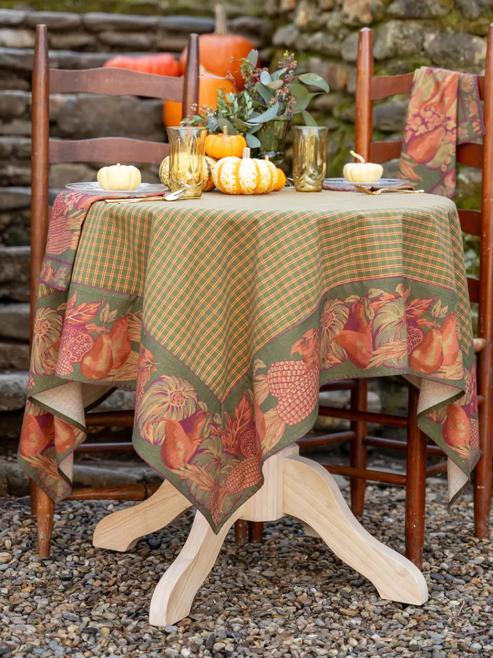 Nappe Bohème Saisonnière - Décoration de Table Festive Marque April Cornell | Tissu Résistant Prix Doux Automne 2023