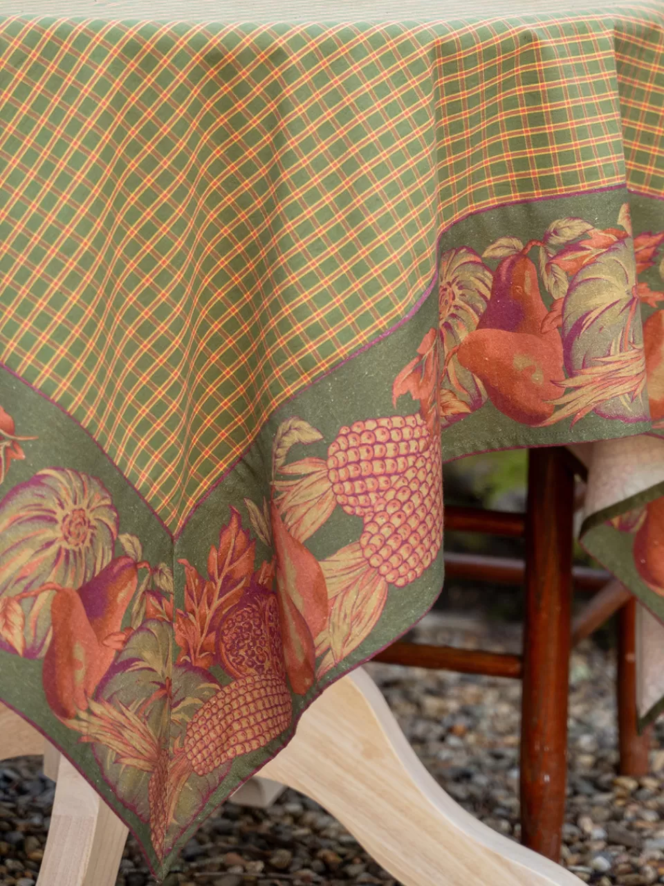 Nappe Bohème Saisonnière - Décoration de Table Festive Marque April Cornell | Tissu Résistant Prix Doux Automne 2023