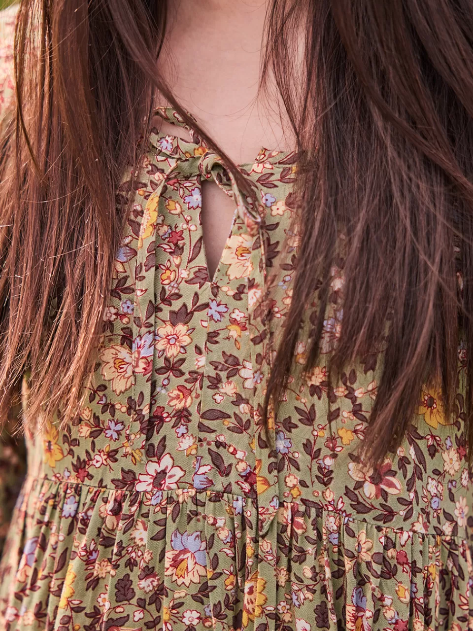 Robe printemps-été Heather pour jeune femme - Nuances discrètes et coupe raffinée | Collection exclusive disponible chez April Cornell