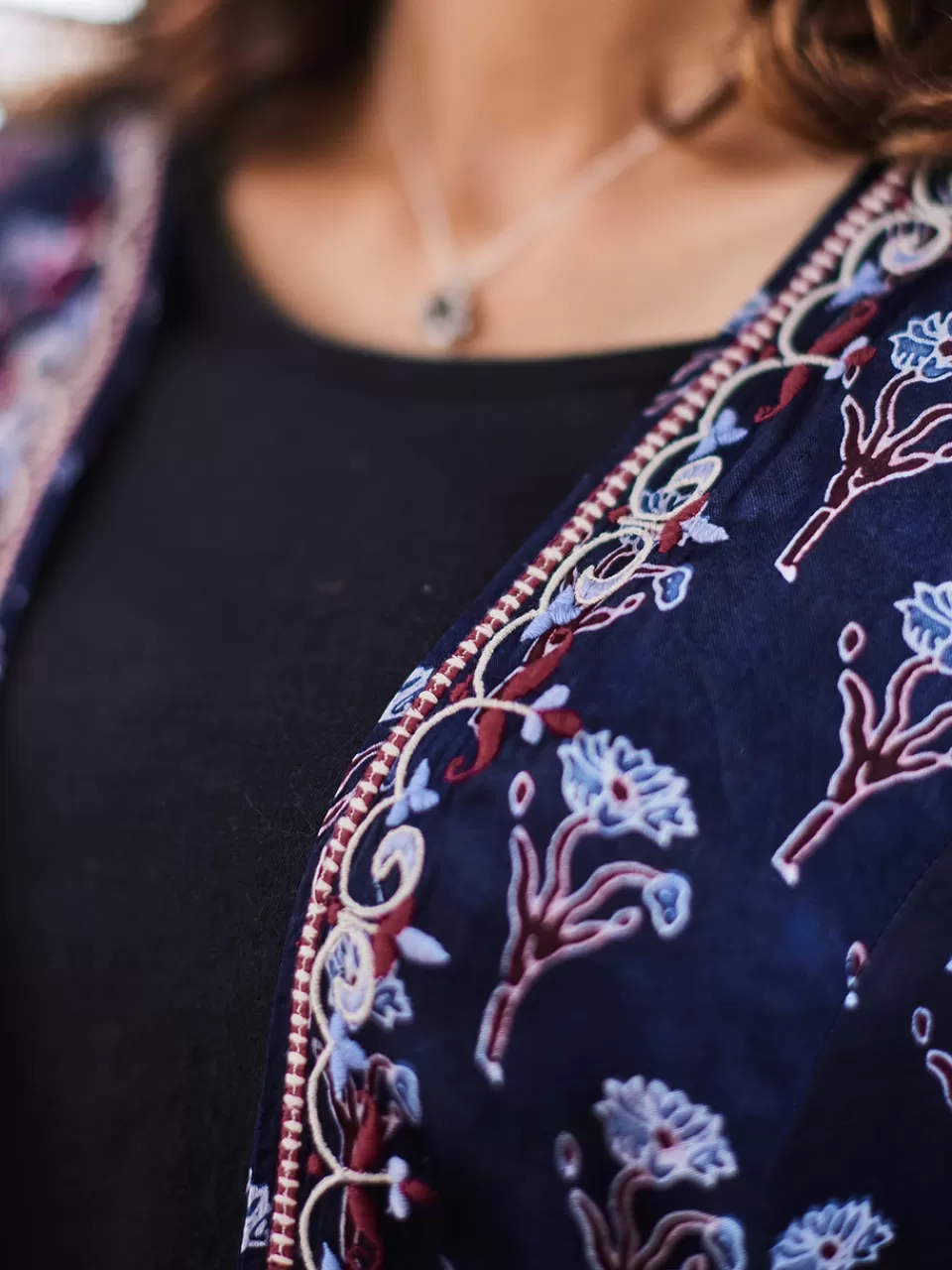 Robe d'Été Élégante | Collection Exclusive Avril Cornell - Promotion Éphémère