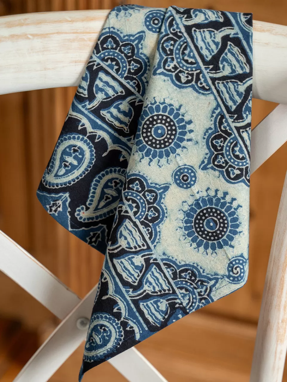 Lot de 4 serviettes en dentelle indigo - Teinture végétale artisanale - Collection printanière April Cornell | Promotion exclusive sur les essentiels de table