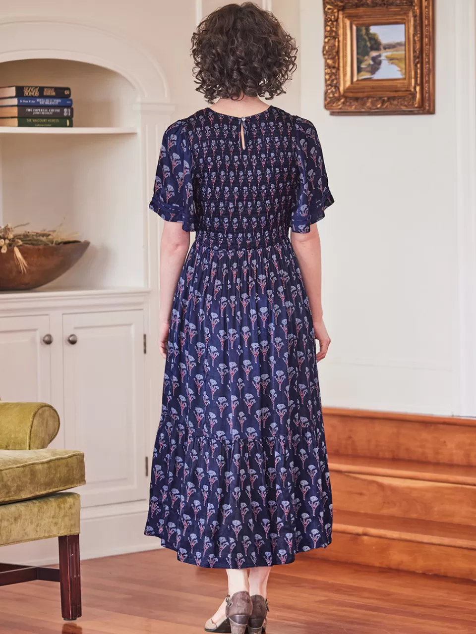 Élégante robe en soie satinée irisée aux nuances d'indigo - Création exclusive Boutique April Cornell