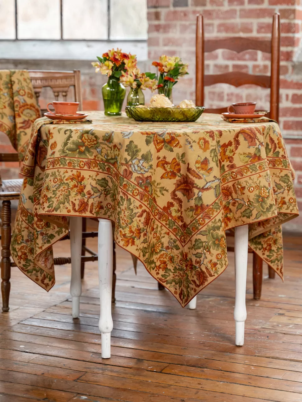 Nappe Décorative Ikat d'Isabelle – Collection Printemps April Cornell | Promo Exclusives