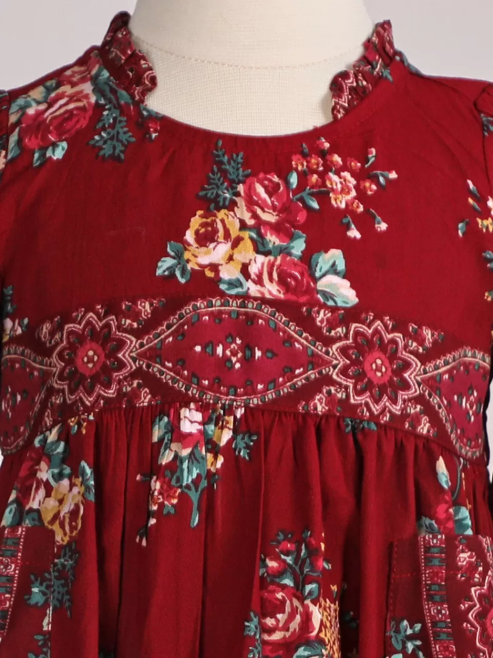 Robe Bébé Lavinia Printemps-Été - Collection April Cornell - Broderie Florale Élégante et Confortable | Mode Enfant Nouvelle Arrivée
