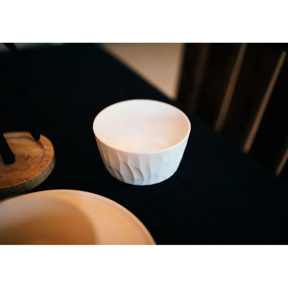 Bol en porcelaine Pomax Leggero - Format compact 11,2 cm x 5,3 cm - Blanc pur pour service élégant

(Alternative plus détaillée : Porcelaine fine Pomax - Bol Leggero pratique Ø11,2 cm - Hauteur 5,3 cm - Blanc nacré pour table contemporaine)