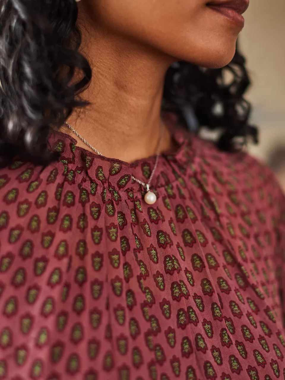 Robe Méditerranéenne Paisley - Élégance Printanière chez April Cornell