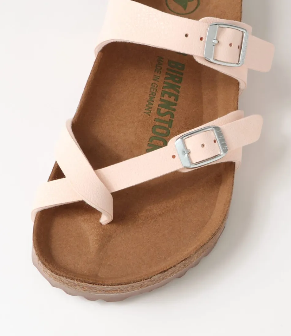 Sandales BIRKENSTOCK Mayari Femme - Confort Optimal en Cuir Végétal Respirant avec Semelle Birkibuc, Teinte Rosé Sable Tendance Printemps-Été