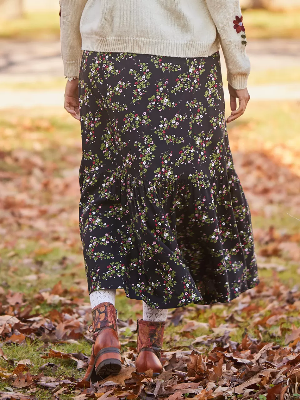 Joyeuse Jupe d'Été - Collection Printemps-Été 2024 April Cornell (Disponible en ligne) - Modèle Léger à Motifs Floraux pour Sorties Champêtres