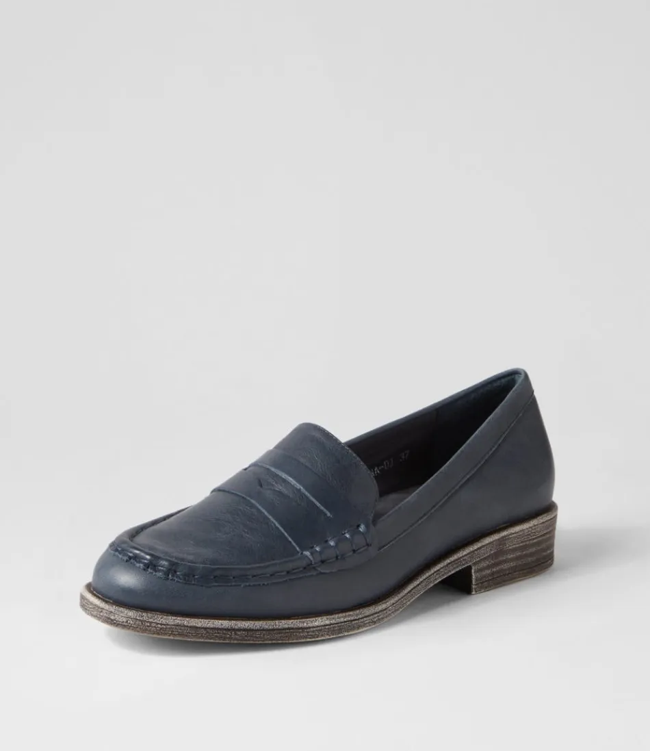 Mocassins femme en cuir véritable bleu marine - Modèle Messina par DJANGO & JULIETTE, chaussures bateau élégantes pour un style rétro moderne, semelle confortable et finitions luxueuses.