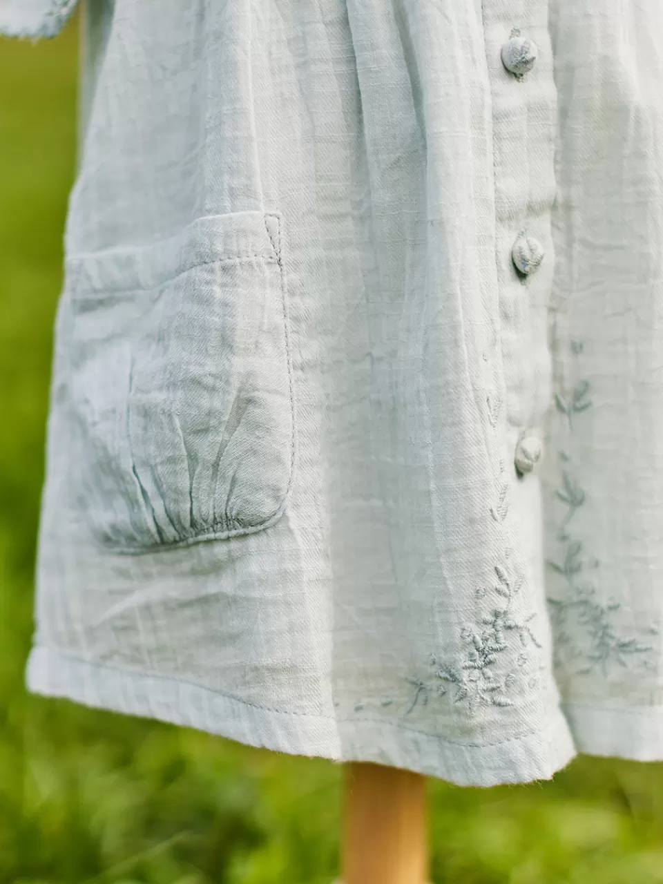 Robe Matinale pour Bébé - Tenue Printanière Charmante par April Cornell