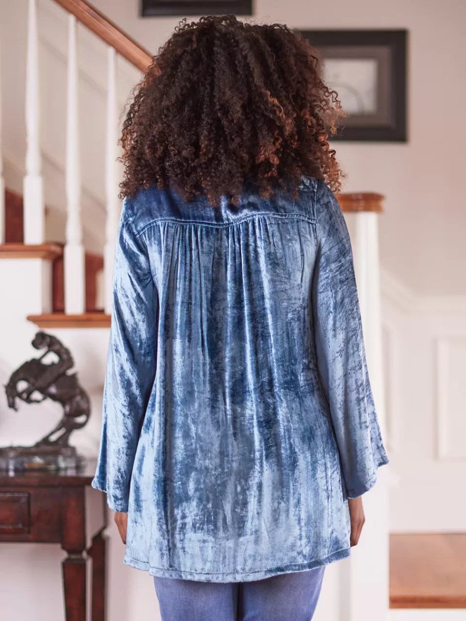 Élégante tunique Nicole - Collection printemps April Cornell à prix doux  

Tunique légère Nicole - Style bohème printanier chez April Cornell  

Découvrez la tunique Nicole : modèle décontracté d'April Cornell en promo saisonnière  

Nouvelle tunique Nicole - Édition limitée printemps par April Cornell (Prix malin)  

Tunique Nicole en coton bio - Les essentiels stylés d'April Cornell en offre spéciale