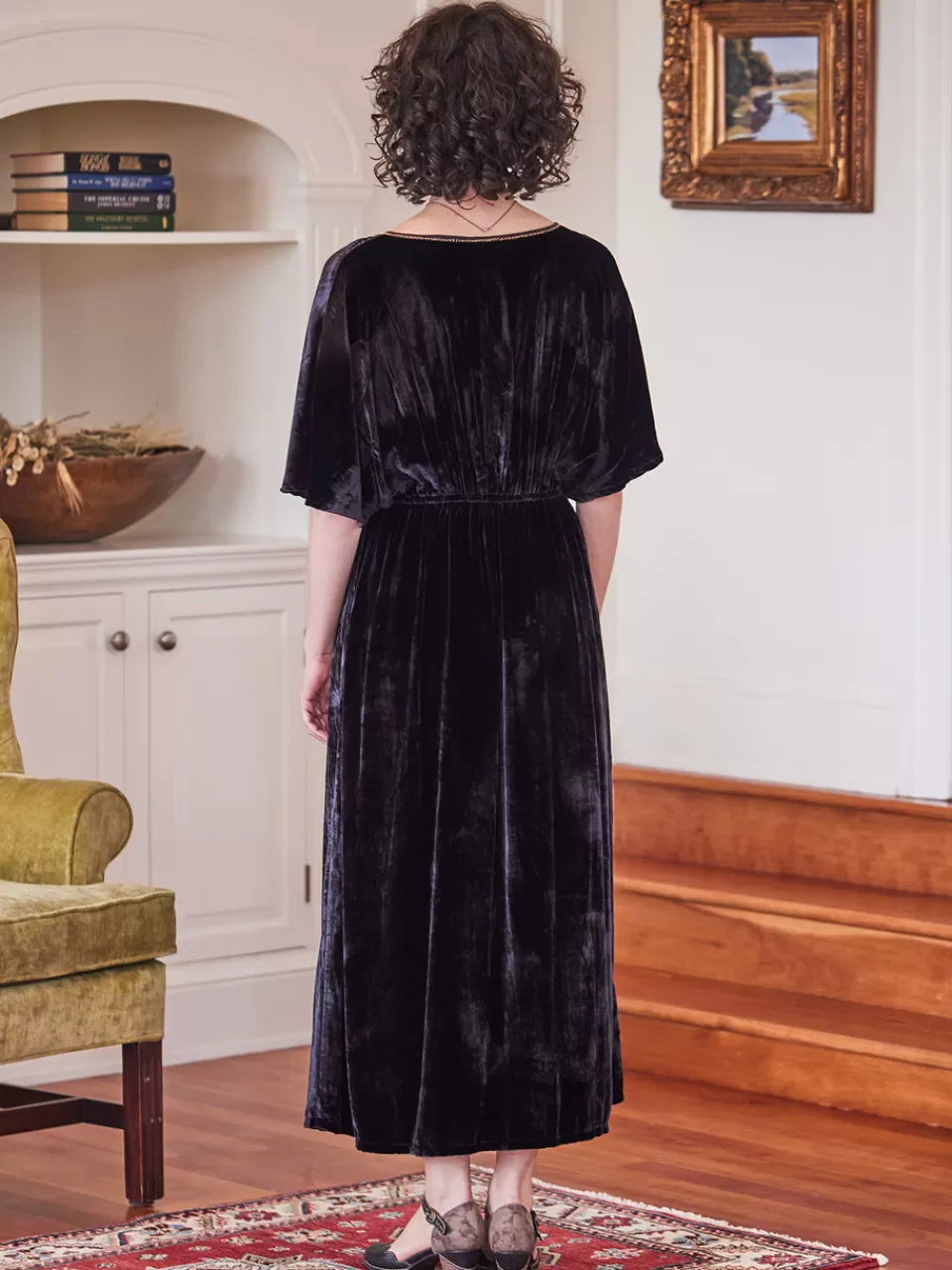 Élégante Robe d'Automne en Velours Nicole - Création Exclusive April Cornell - Coupe Flatteuse pour Soirées Chics