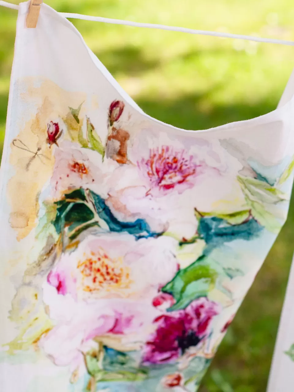 Serviette de Thé en Lin à Motif Pivoine Brodée - Collection Exclusive Avril Cornell