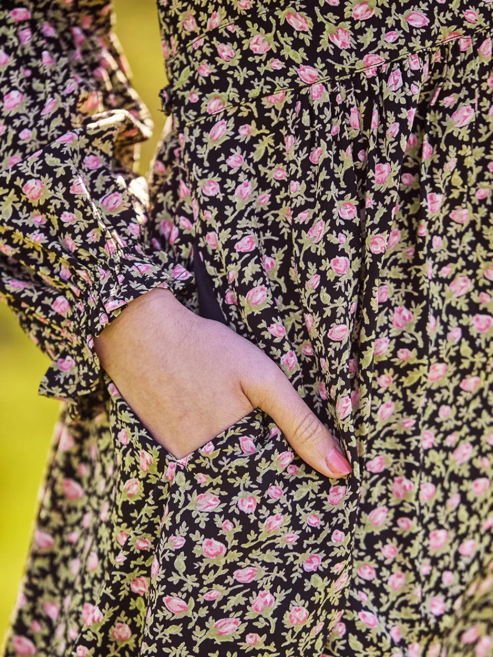 Robe Printemps Romantique - Collection Exclusivité April Cornell avec Motif Bourgeon Tendance Élégante