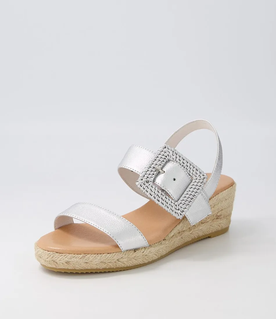 Élégantes Espadrilles Samiya en Cuir Argenté - Boucle Adjustable Django & Juliette - Chaussures d'Été Femme Style Méditerranéen