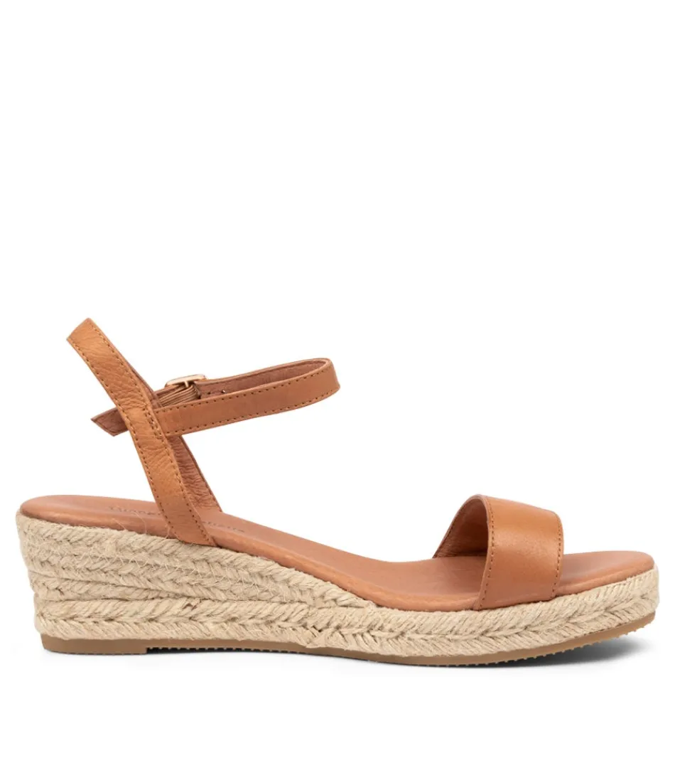 Espadrilles femme en cuir verni brun foncé - Modèle Django & Juliette « Shielay » - Style méditerranéen à semelle tressée (Collection été 2024) - Confortables & légères pour journée élégante