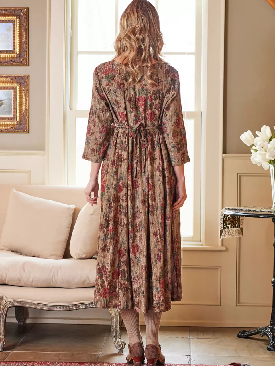 Élégante robe rose nacré d'April Cornell - Éclat subtil pour soirée