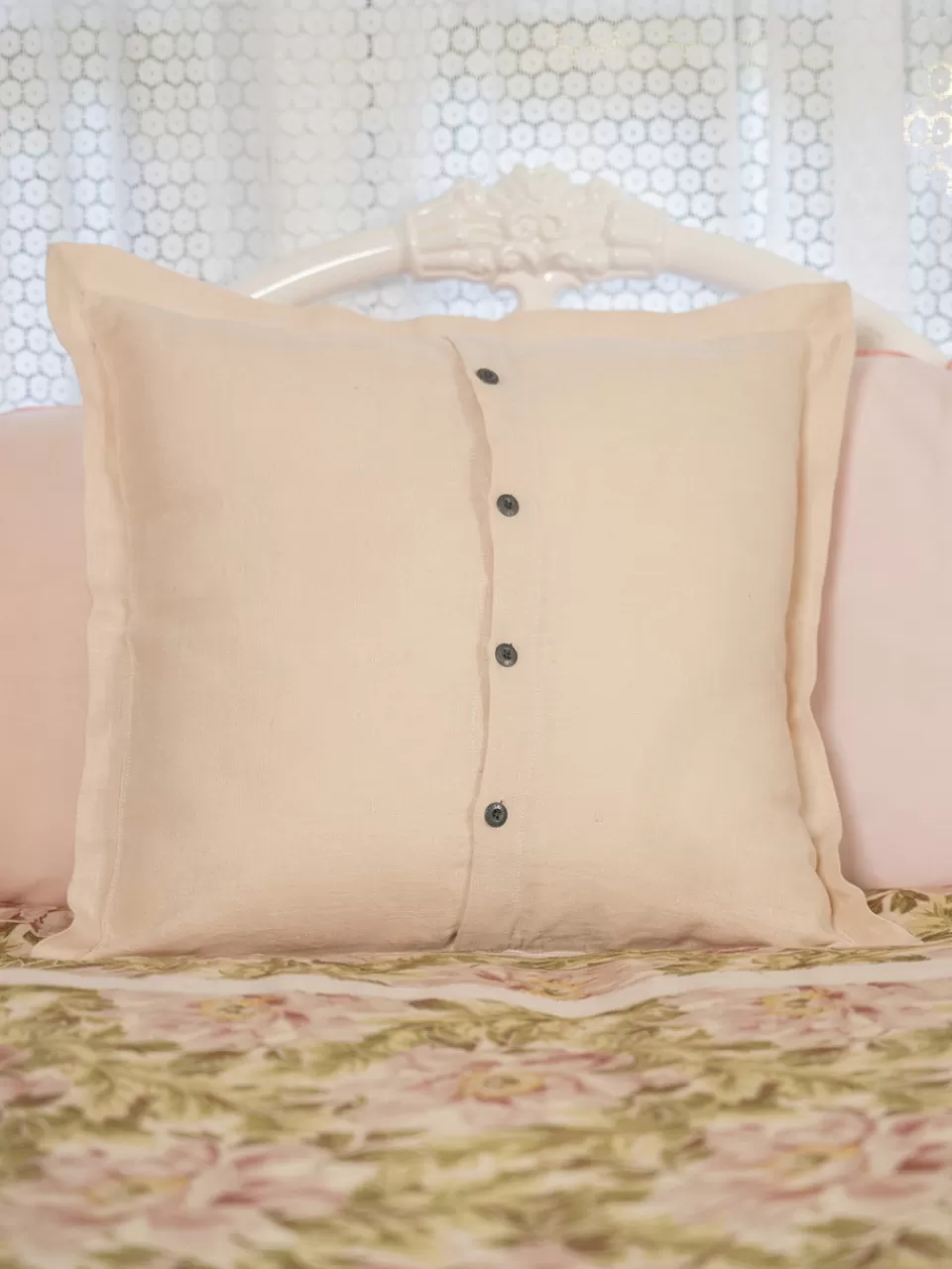 Housse de coussin en lin éclatant - Collection exclusive April Cornell | Promotion éphémère
