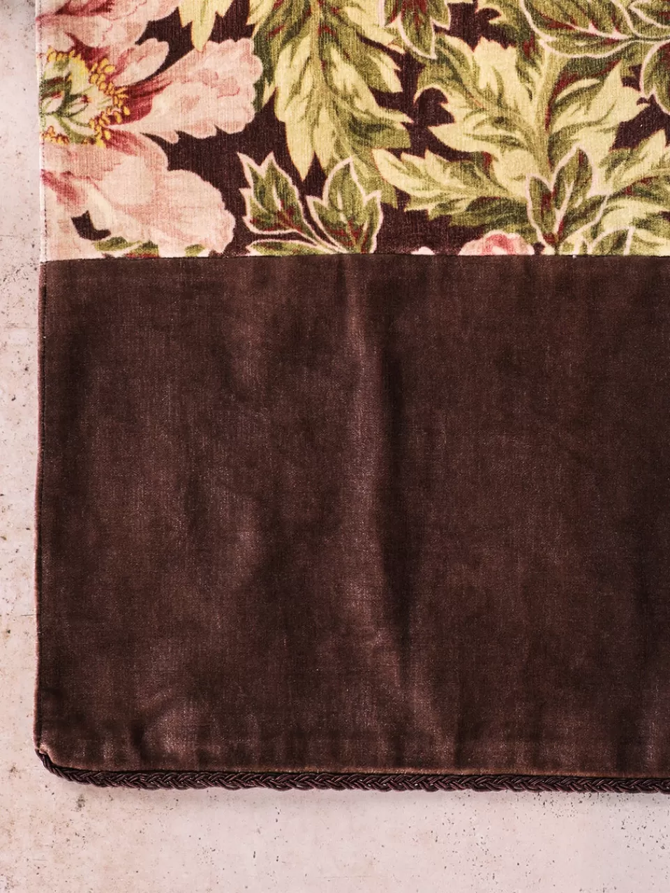 Élégant Tapis Velours Luxe - Collection Printanières April Cornell | Soldes Exclusifs
