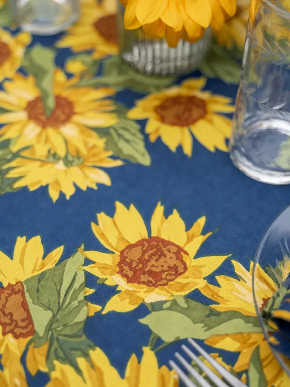 Nappe Élégante Champ de Tournesols – Collection Printanière April Cornell